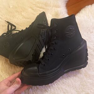 Converse Black Platform High-Top Sneakers Never Worn W 5.5